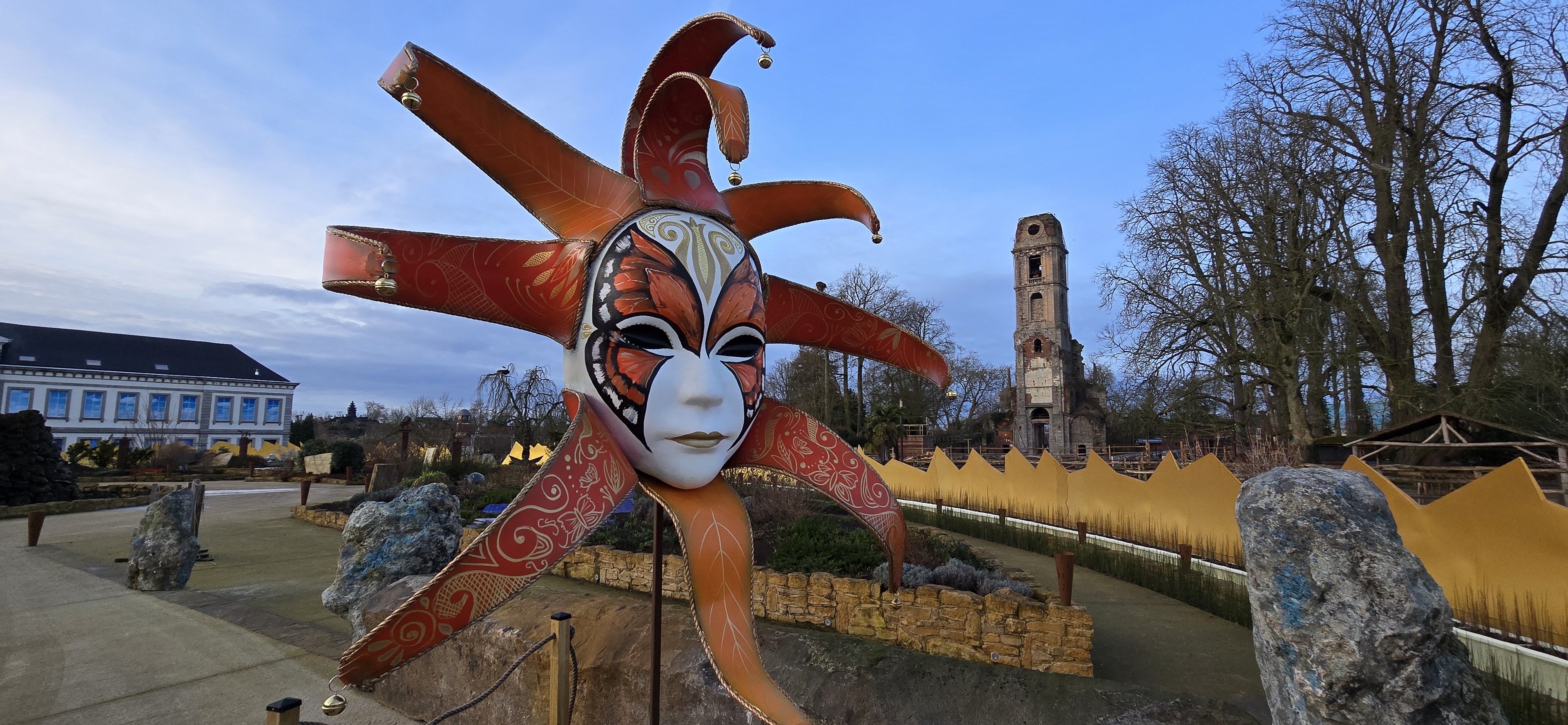 Masque carnaval pour le parc PAIRI DAIZA