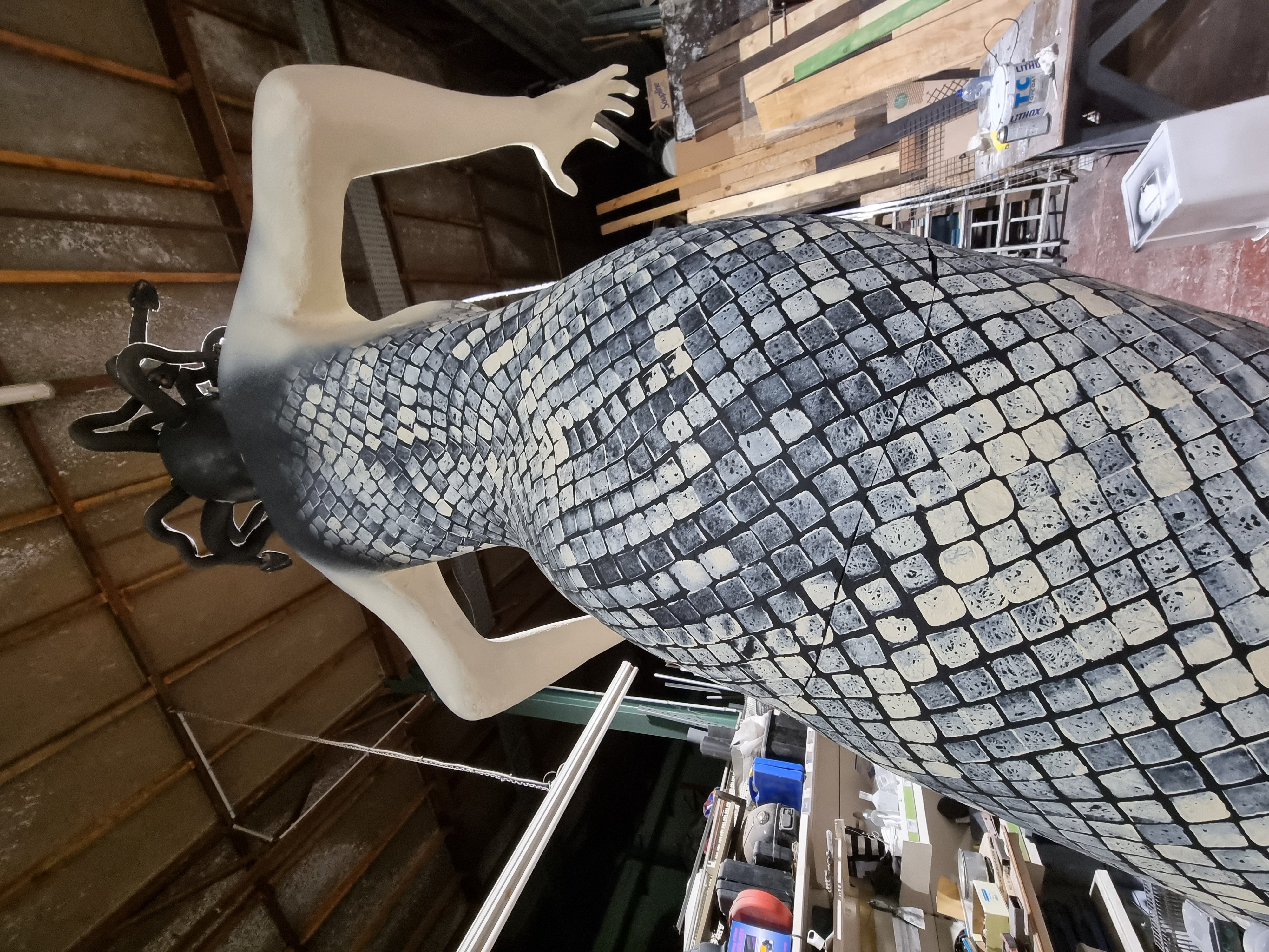 Statue de la méduse pour le parc PAIRI DAIZA