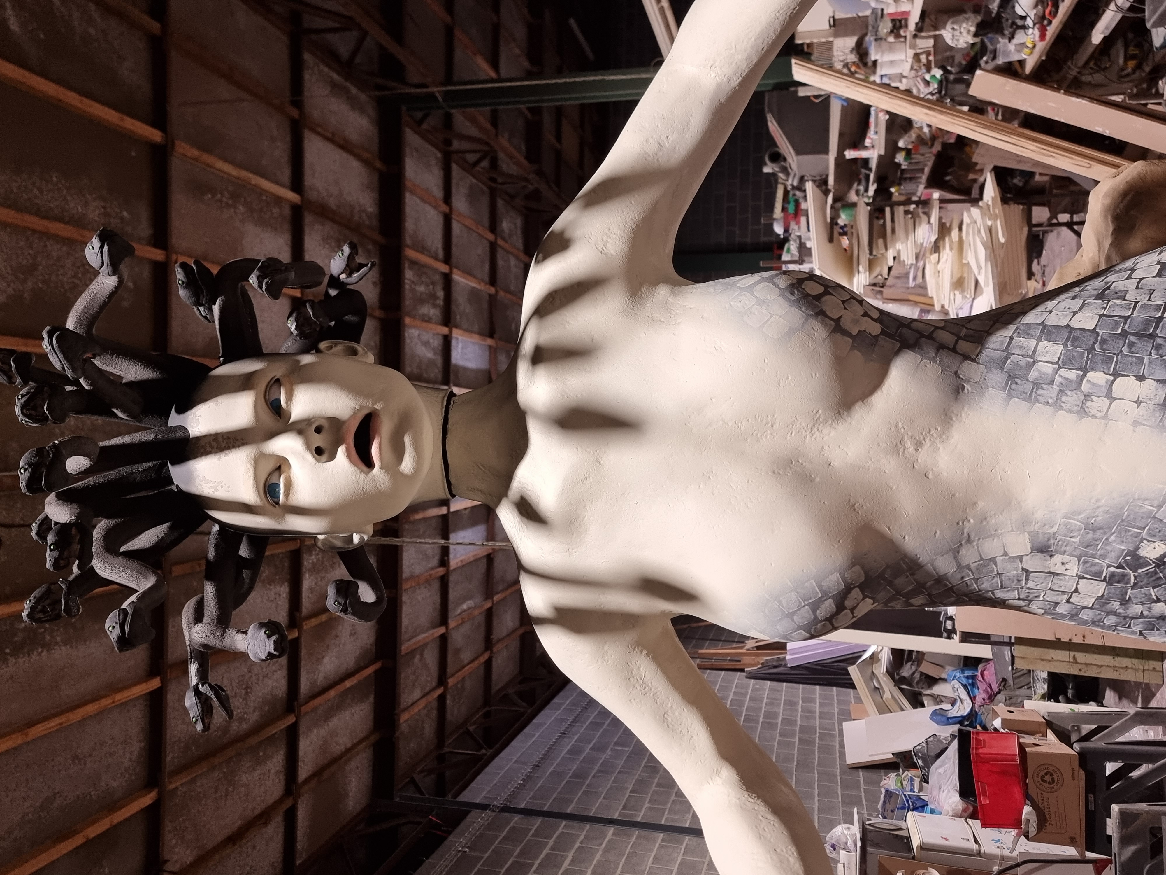 Statue de la méduse pour le parc PAIRI DAIZA