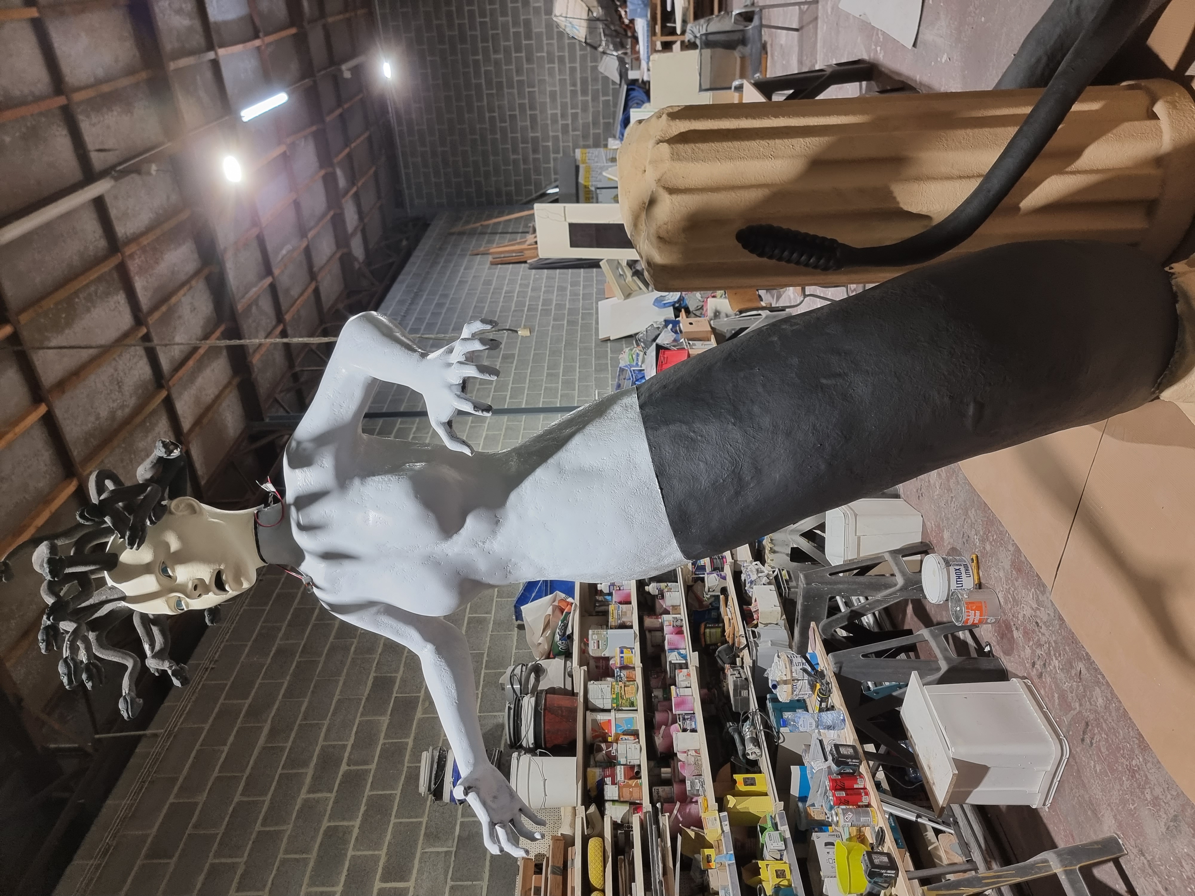 Statue de la méduse pour le parc PAIRI DAIZA